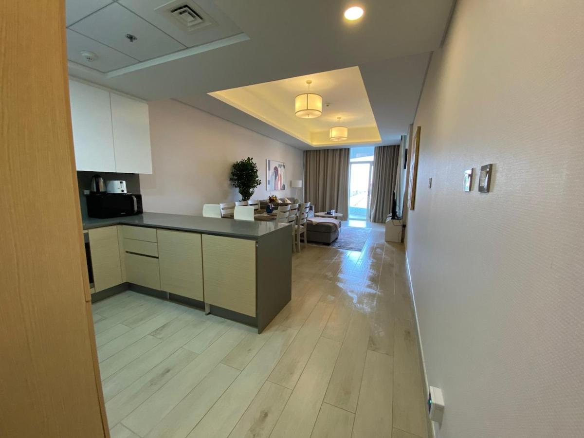 Entire House In Palm Jumeriah With Direct Access To The Apartment Dubai