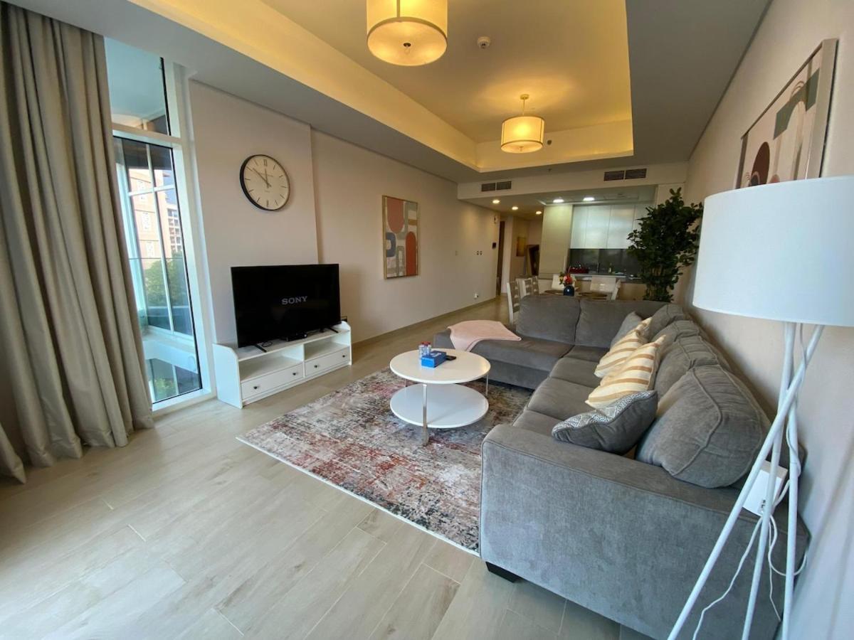 Apartment Entire House In Palm Jumeriah With Direct Access To The *