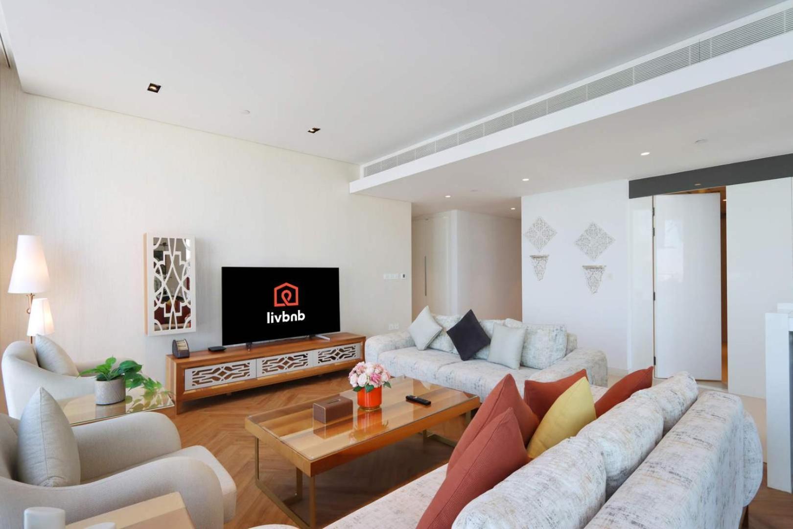 Livbnb-ain Panorama Radiant 3br Haven With Maid's Apartment