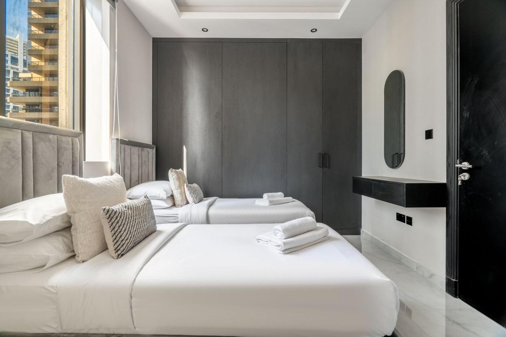 Guestready - Mesmerizing Marina Views At Iris Blue Apartment