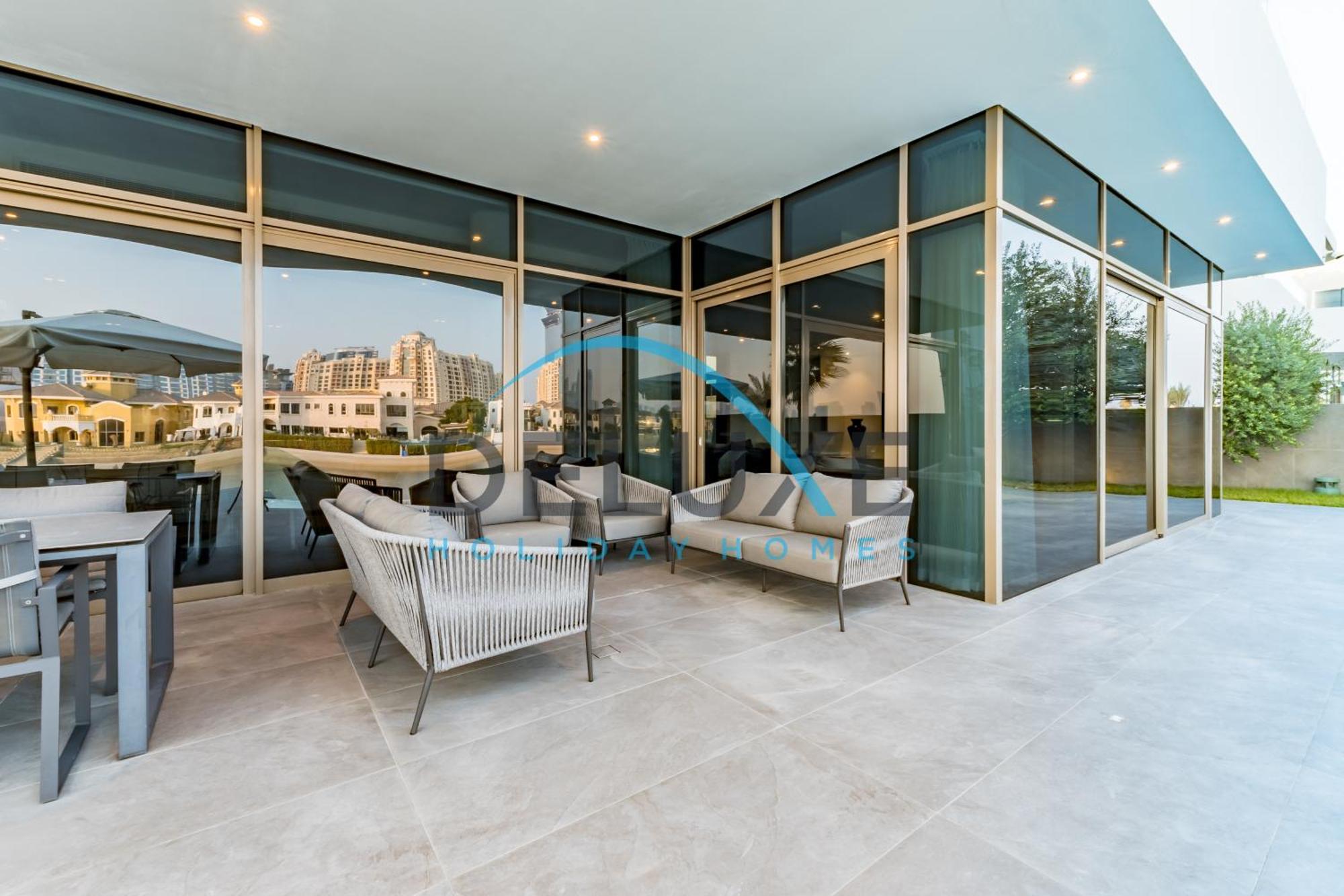 Apartment Elegant 6br Beachfront With Rooftop And Own Pool By Deluxe Homes