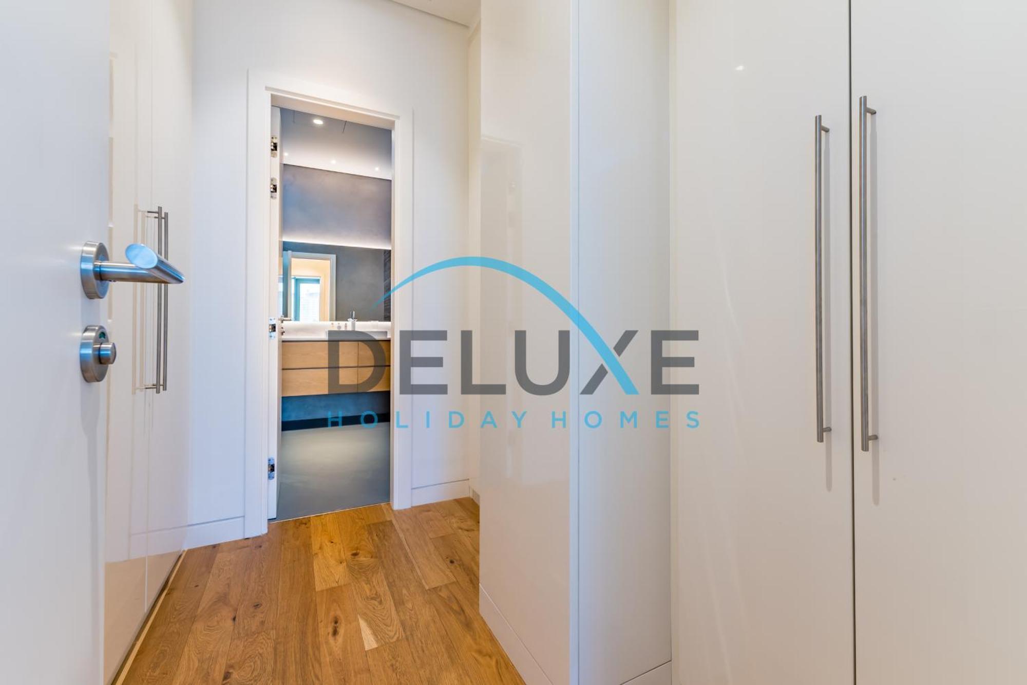 Elegant 6br Beachfront With Rooftop And Own Pool By Deluxe Homes Apartment *