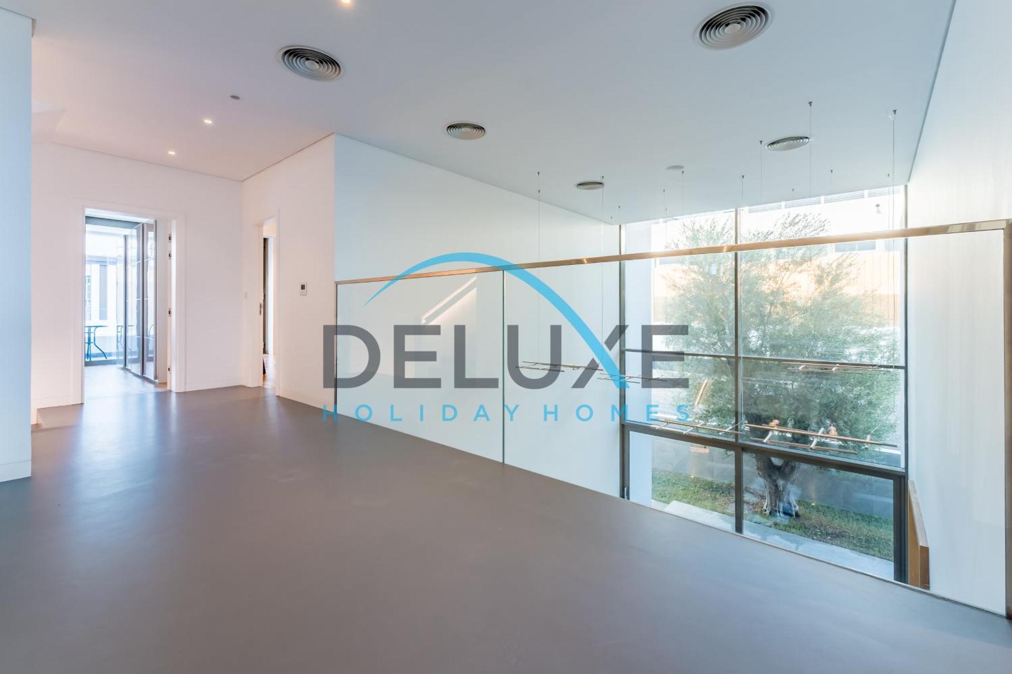 Apartment Elegant 6br Beachfront With Rooftop And Own Pool By Deluxe Homes *