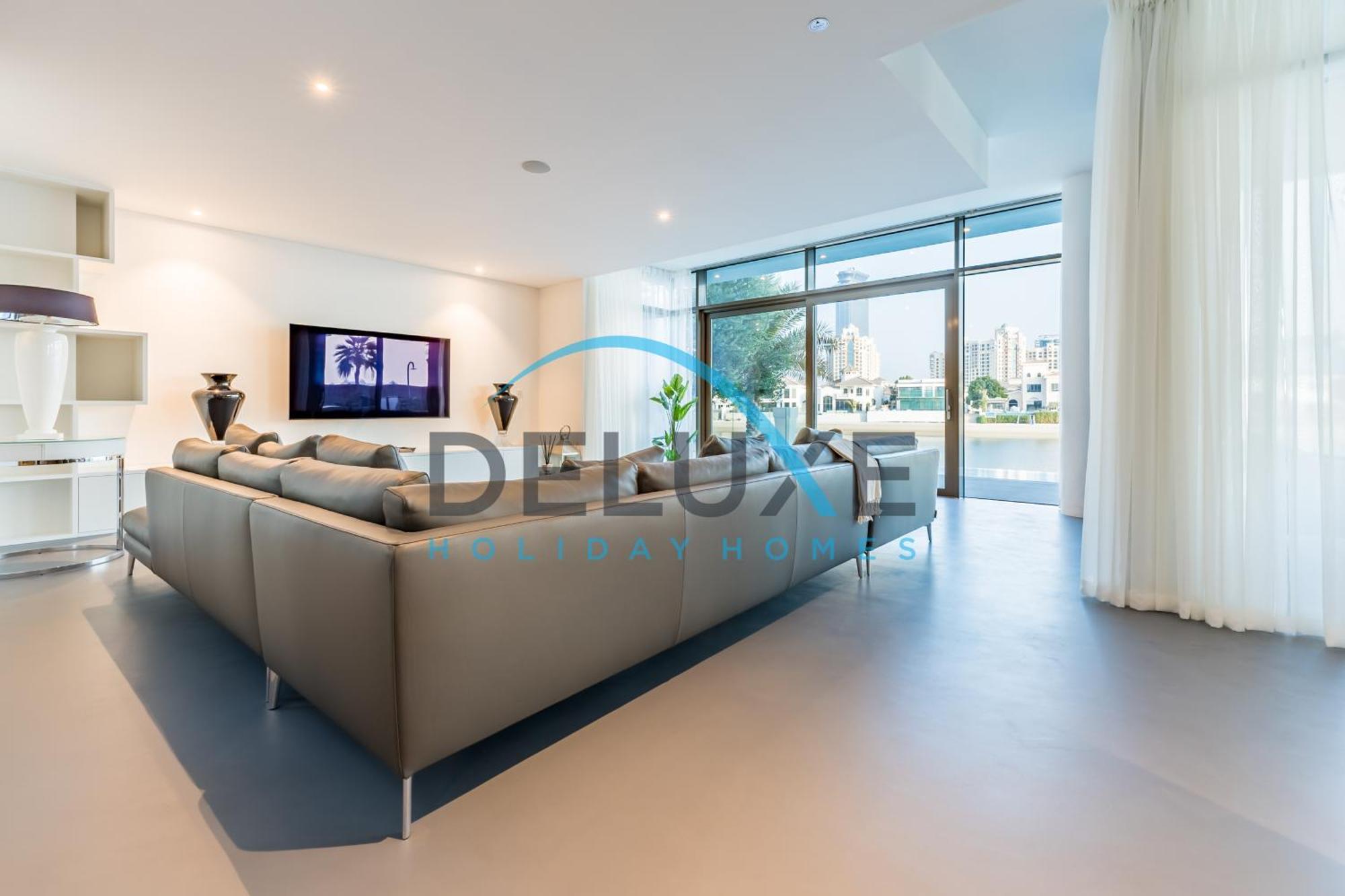 Elegant 6br Beachfront With Rooftop And Own Pool By Deluxe Homes Apartment Dubai