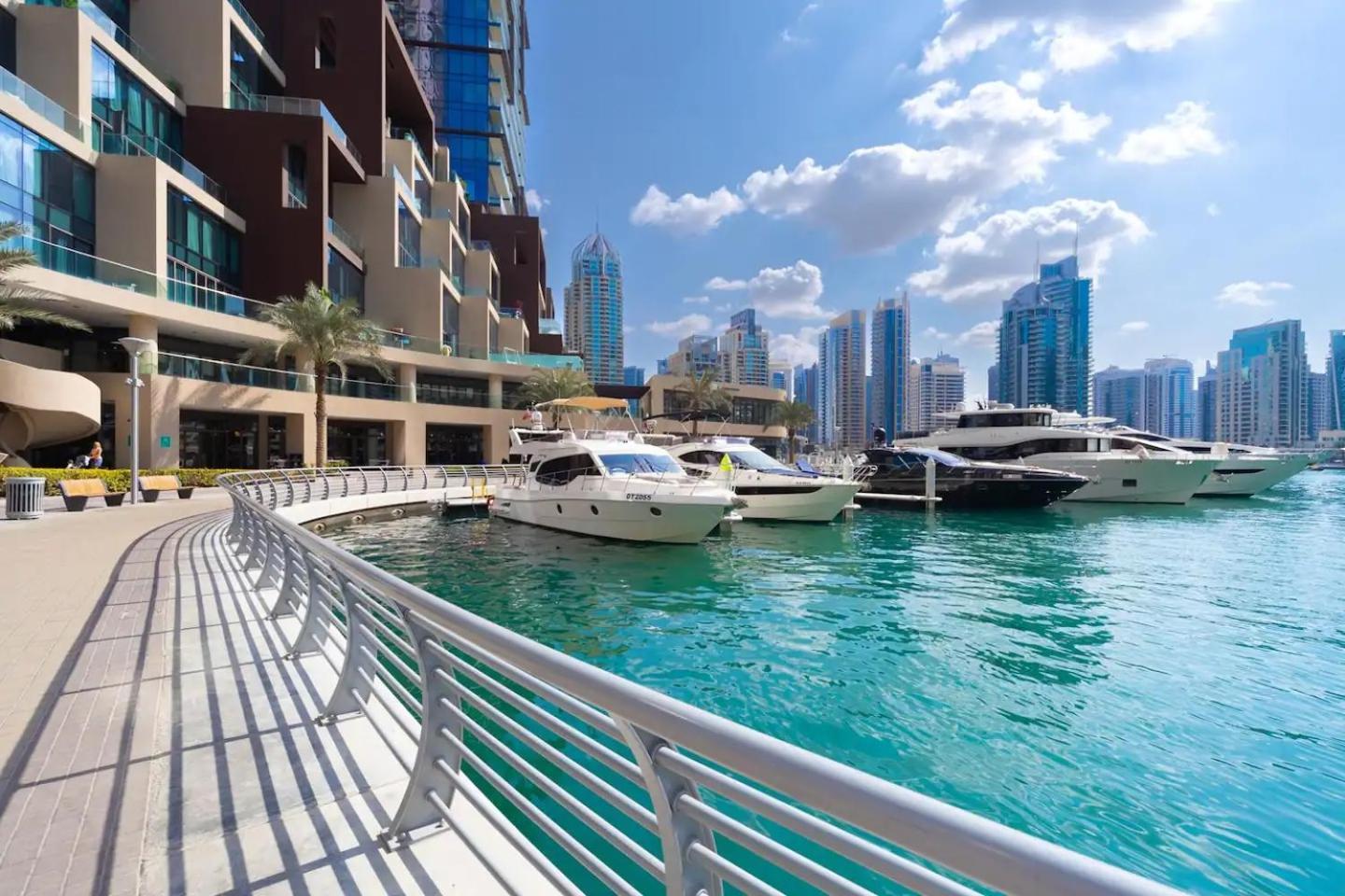 Aparthotel Luxury Jumeirah Living Marina Gate 2br 44th Floor Dubai