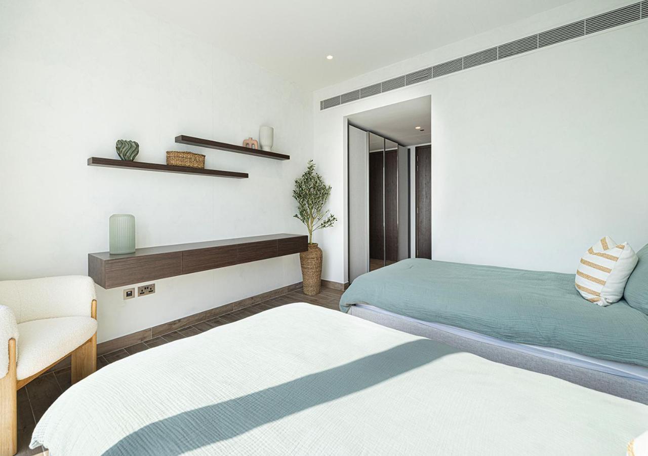 Luxury Jumeirah Living Marina Gate 2br 44th Floor Dubai
