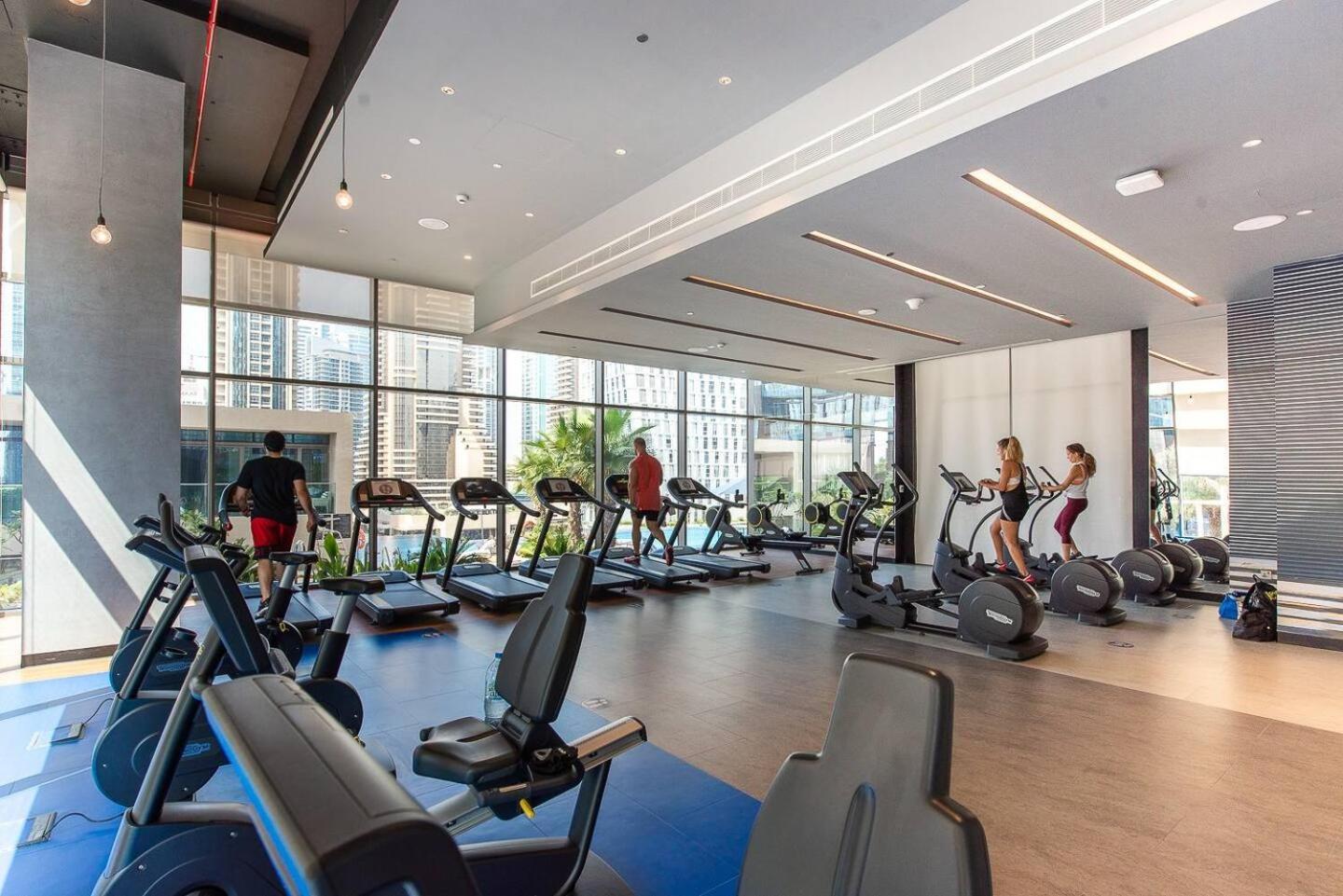 Luxury Jumeirah Living Marina Gate 2br 44th Floor