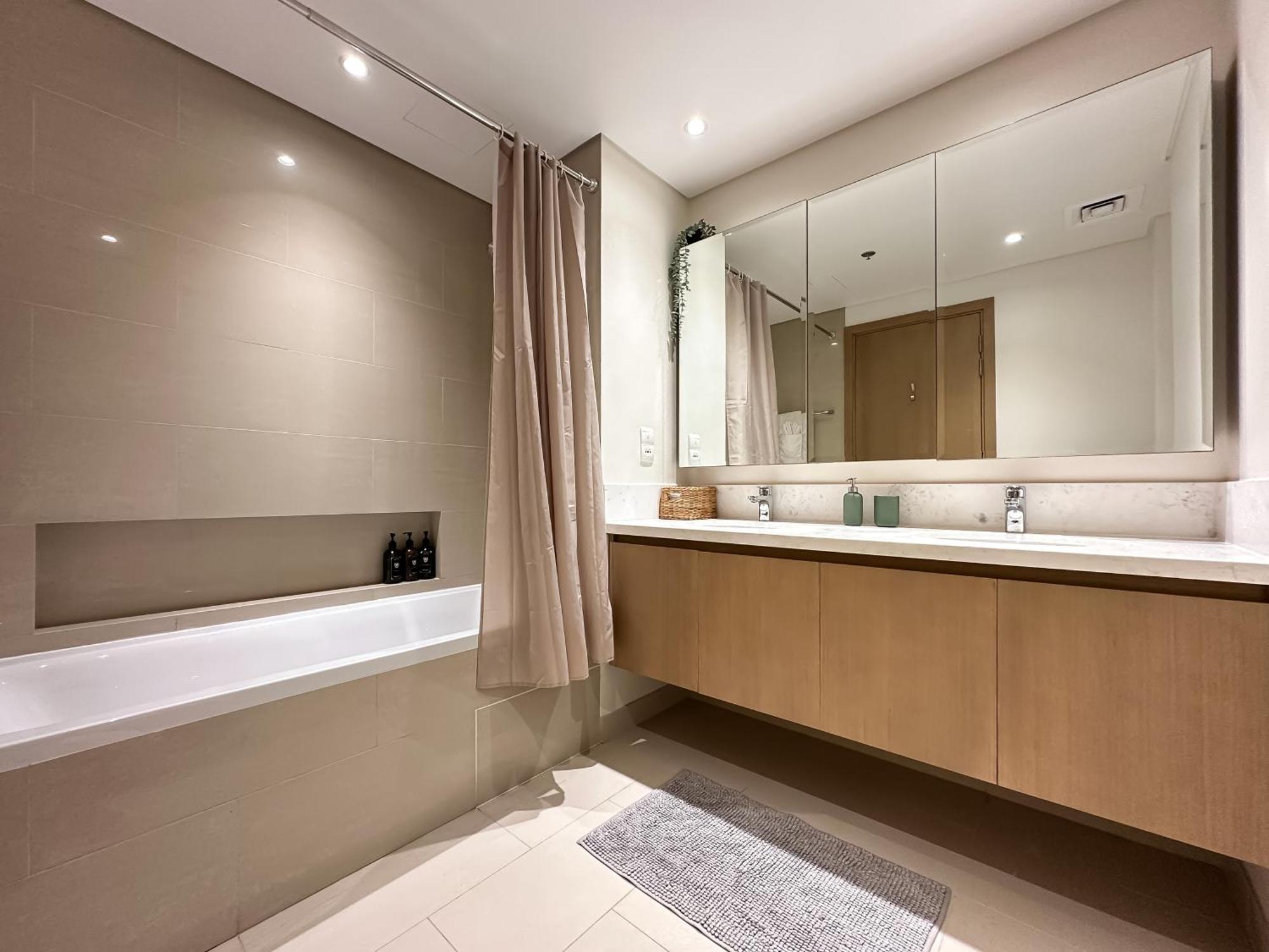 Apartment Trophy Lux 2br Creek Harbour With Iconic Burj Khalifa Views