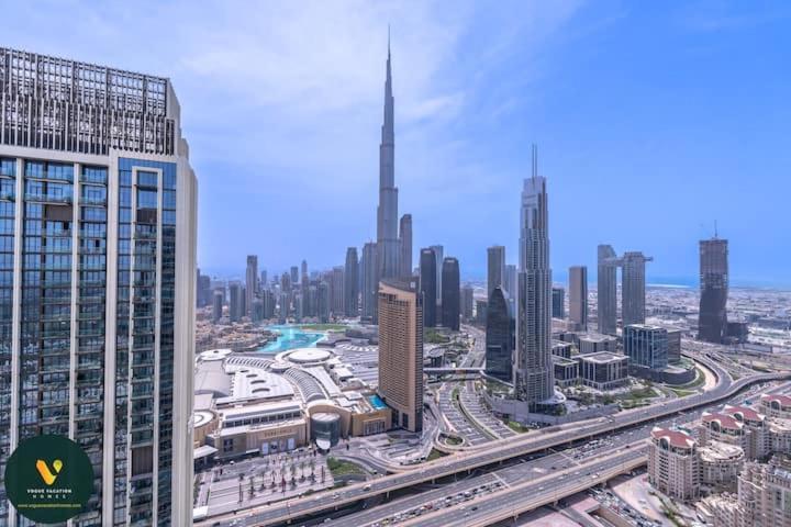 Apartment Downtown Views Ii - Vogue -tower 1, -1 Bedroom That Sleeps 3 -13th Floor -large Balcony With Views Dubai