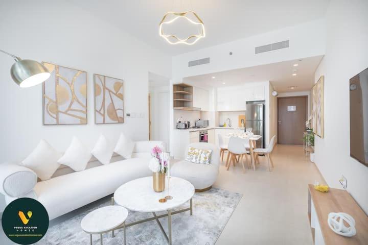 Downtown Views Ii - Vogue -tower 1, -1 Bedroom That Sleeps 3 -13th Floor -large Balcony With Views Apartment *