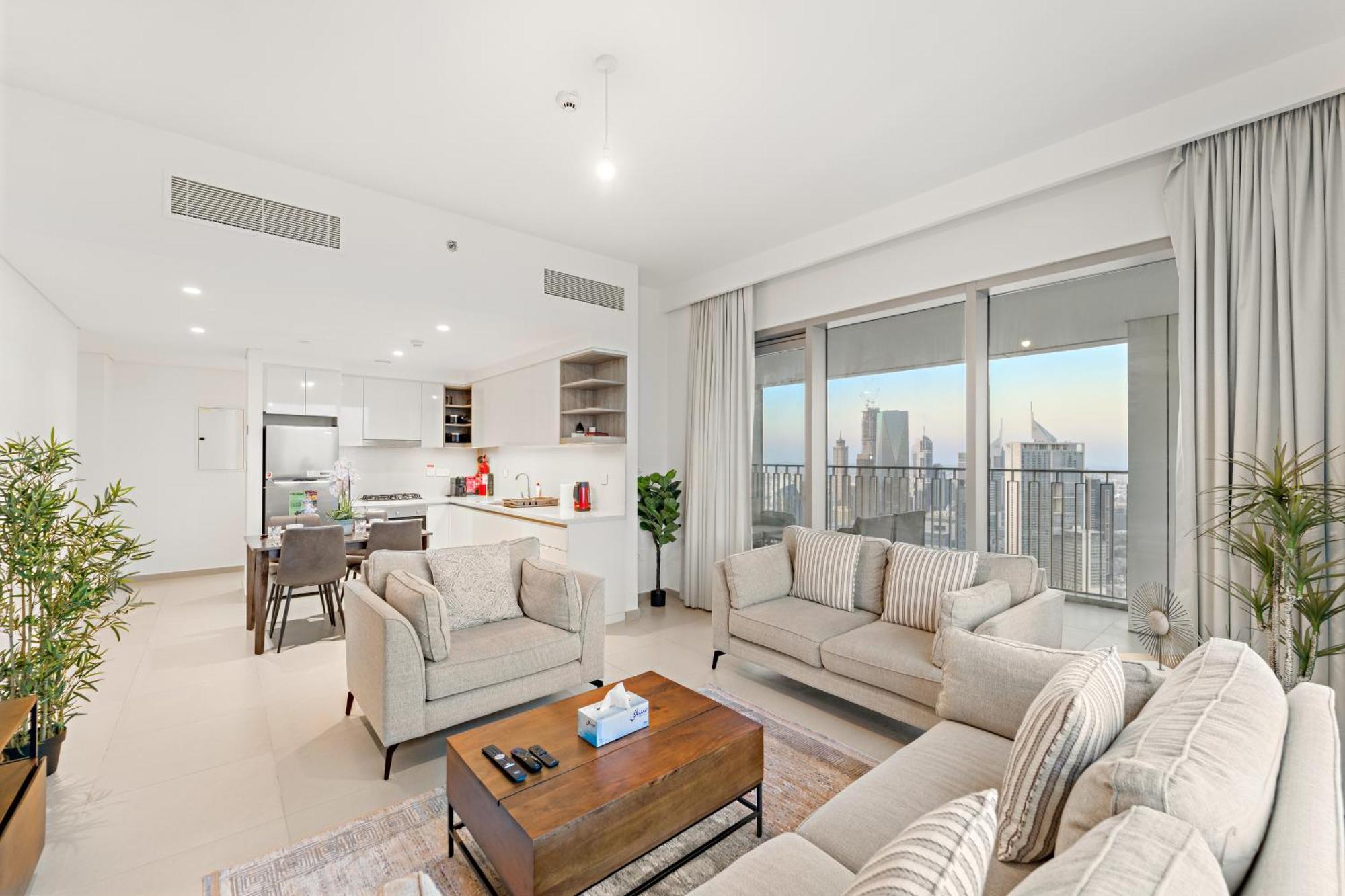 Apartment Elegant 2br In Downtown L Walk To Mall Dubai