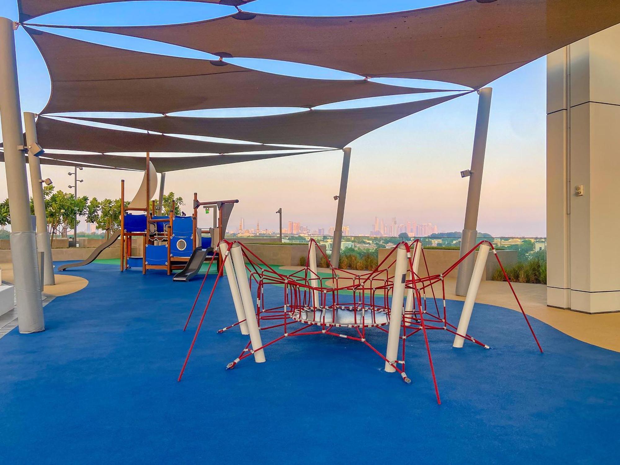 Elegant 2br In Downtown L Walk To Mall Apartment Dubai
