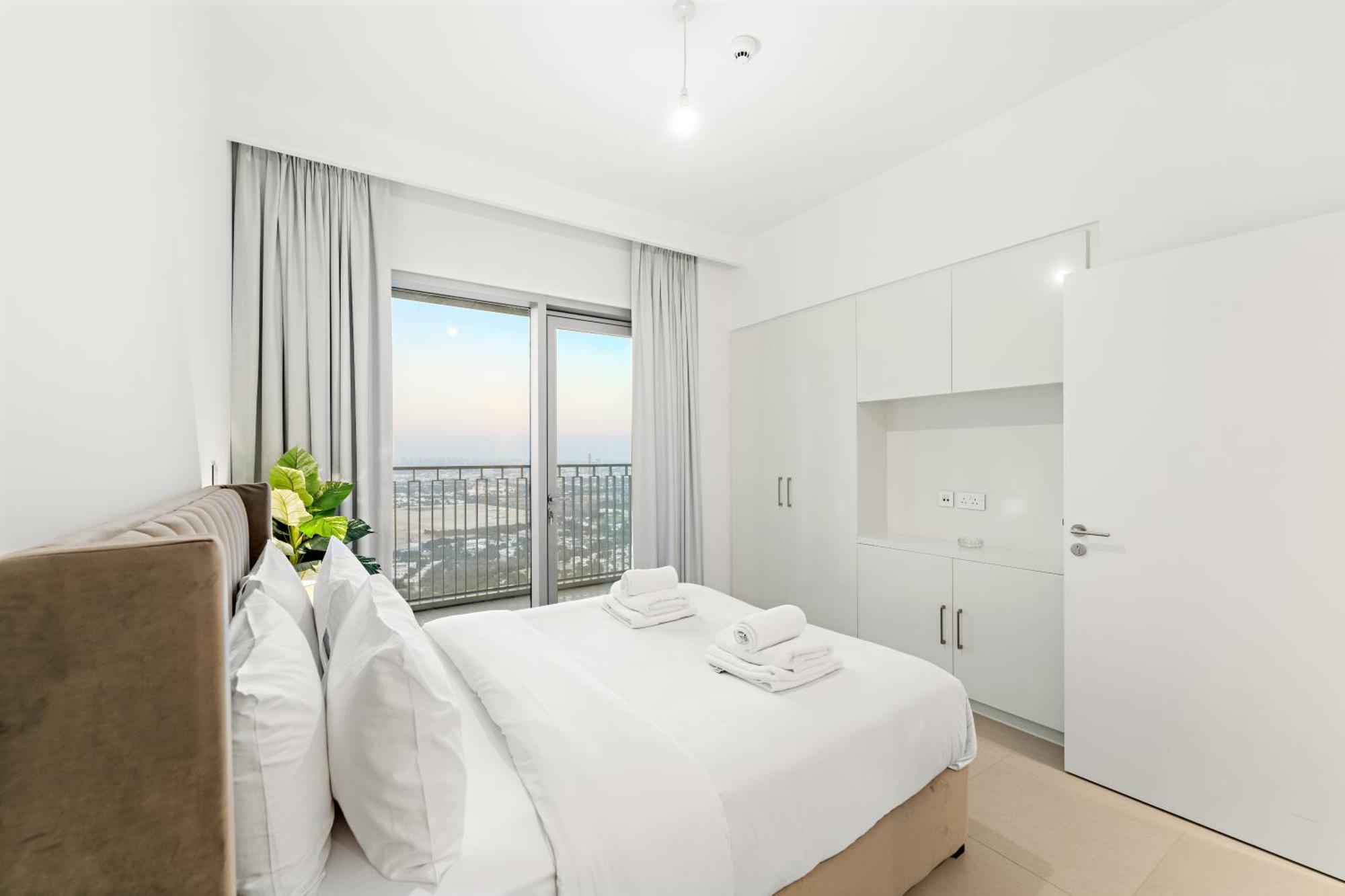 Elegant 2br In Downtown L Walk To Mall Dubai