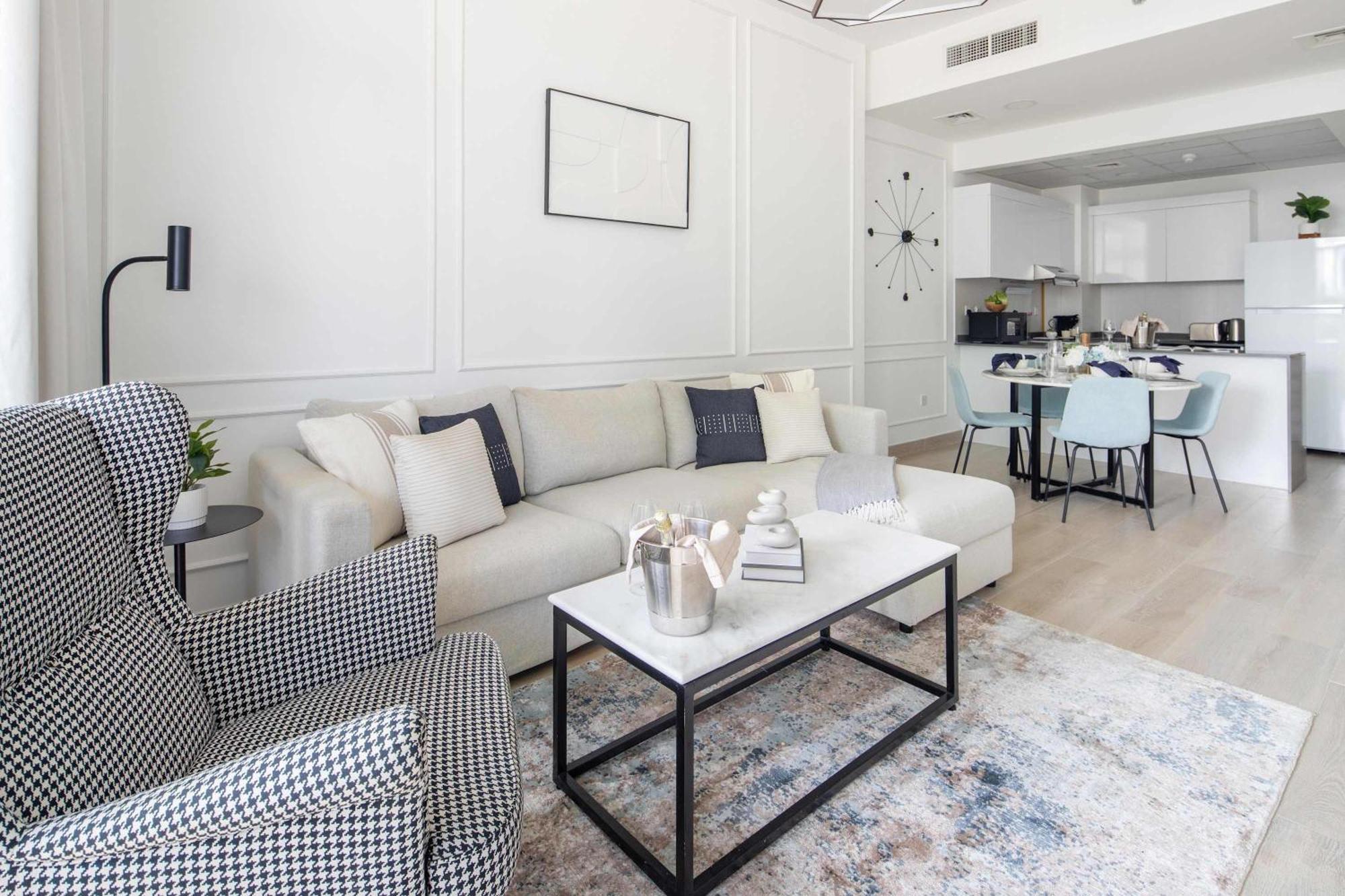 Frank Porter - Bloom Heights B Apartment Dubai