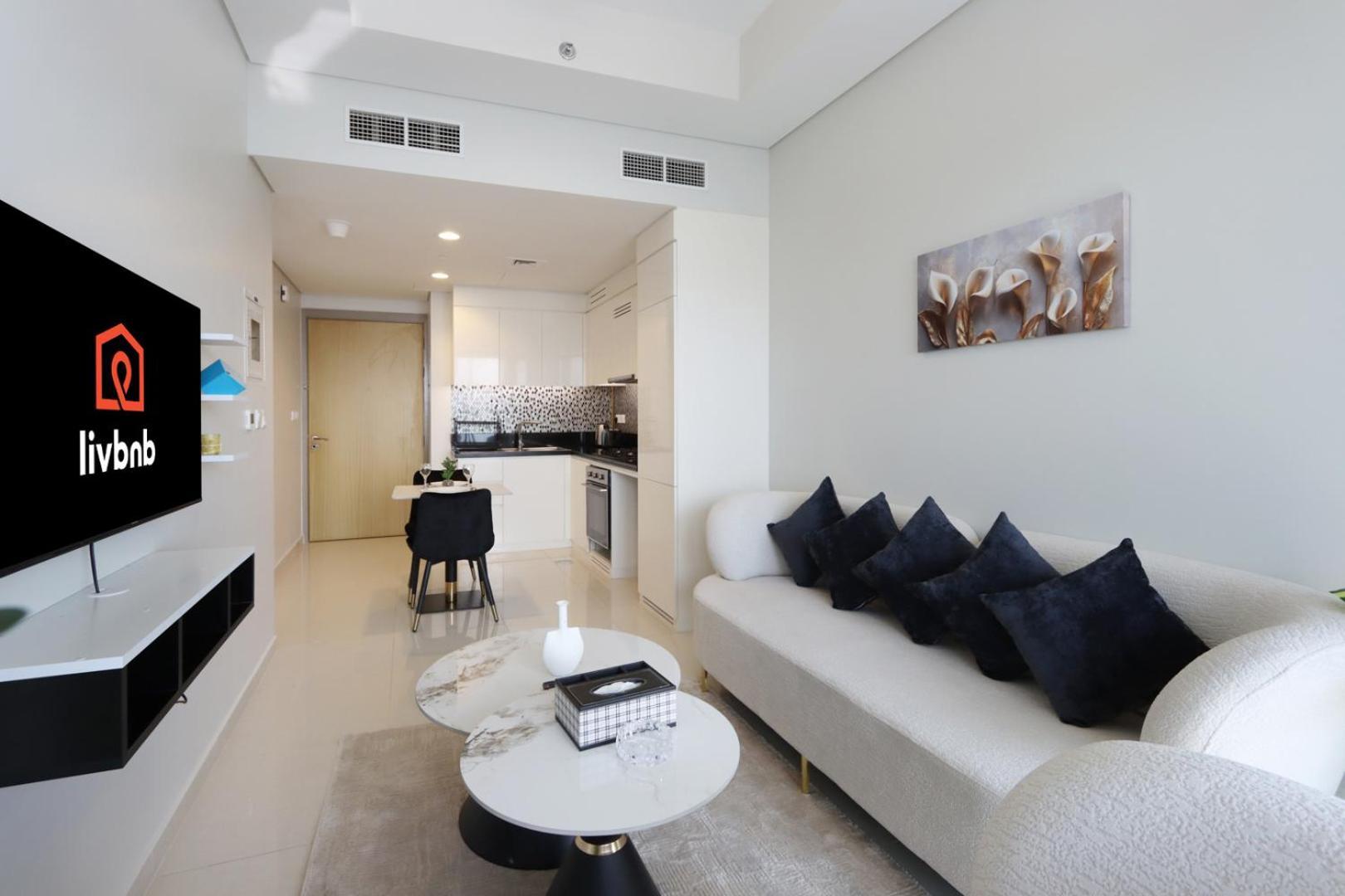 Apartment Livbnb-stylish 1b Retreat In The Heart Of