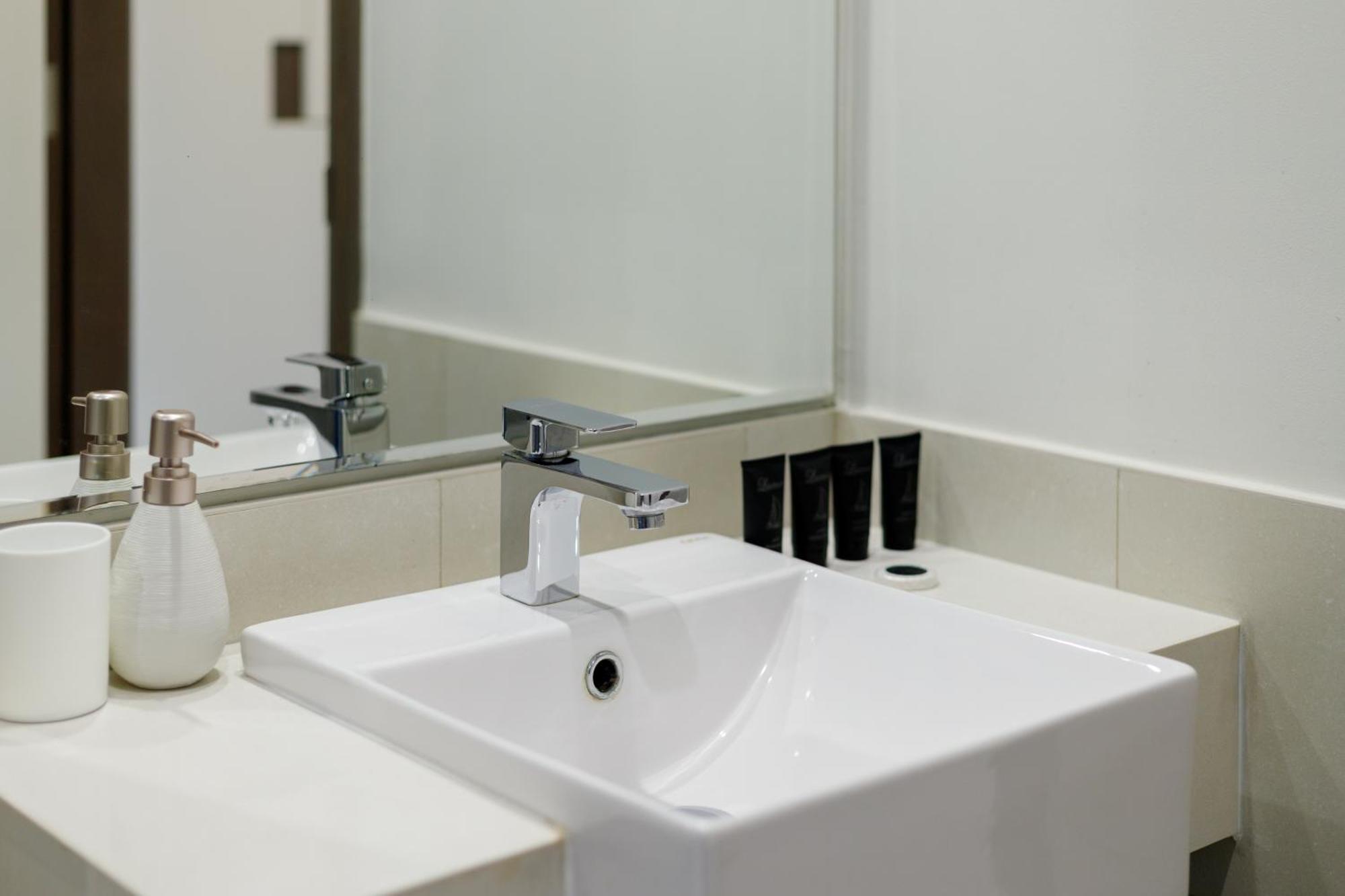 2br In 1 Residence, Za'abeel - Allsopp & Allsopp * Dubai