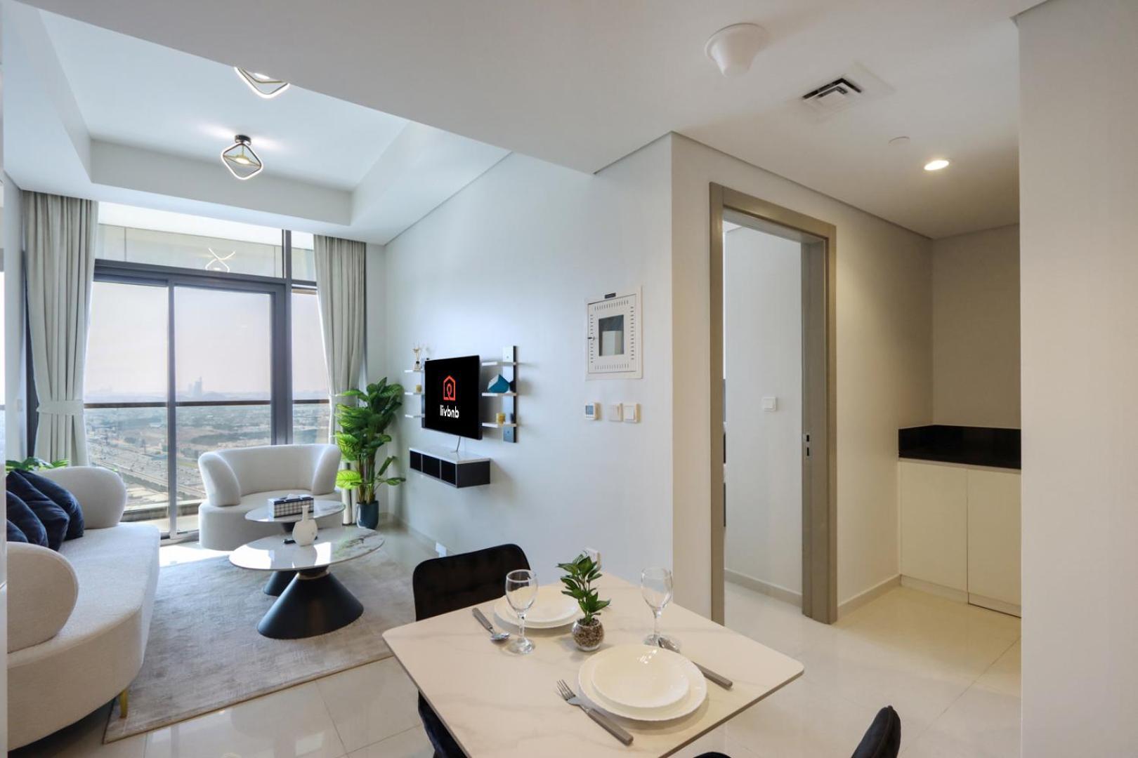 Livbnb-stylish 1b Retreat In The Heart Of Apartment