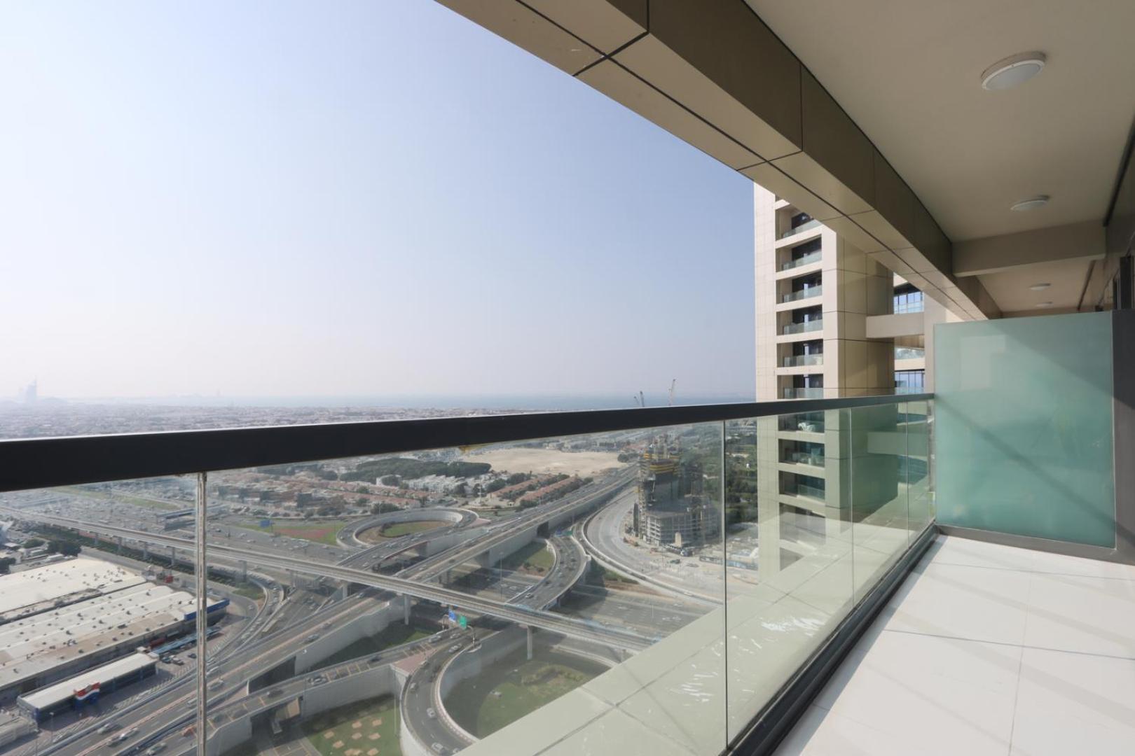 Livbnb-stylish 1b Retreat In The Heart Of