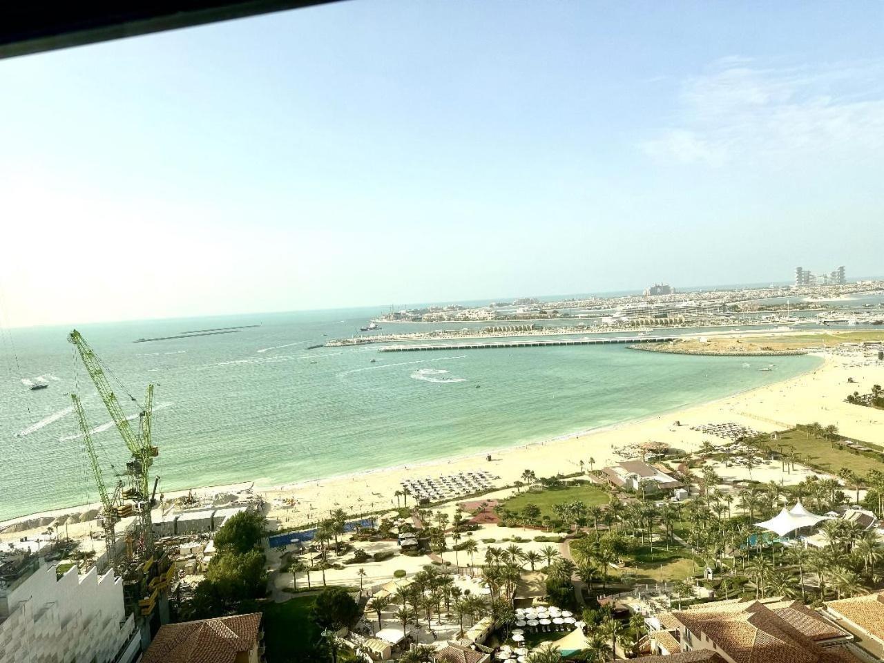 Shared Bed Space Sadaf 5 Bed & Breakfast