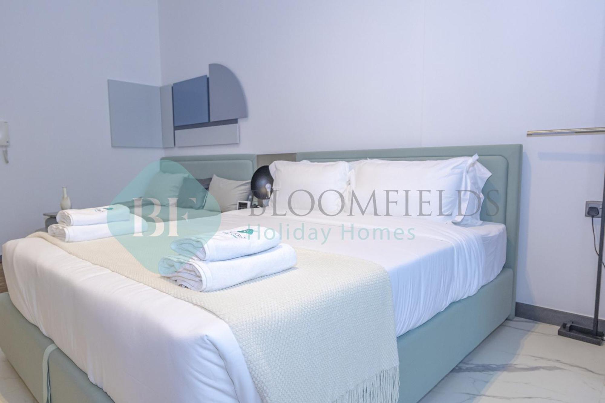 Bloomfields Modern Stu Mag Eye In Mbr Apartment Dubai