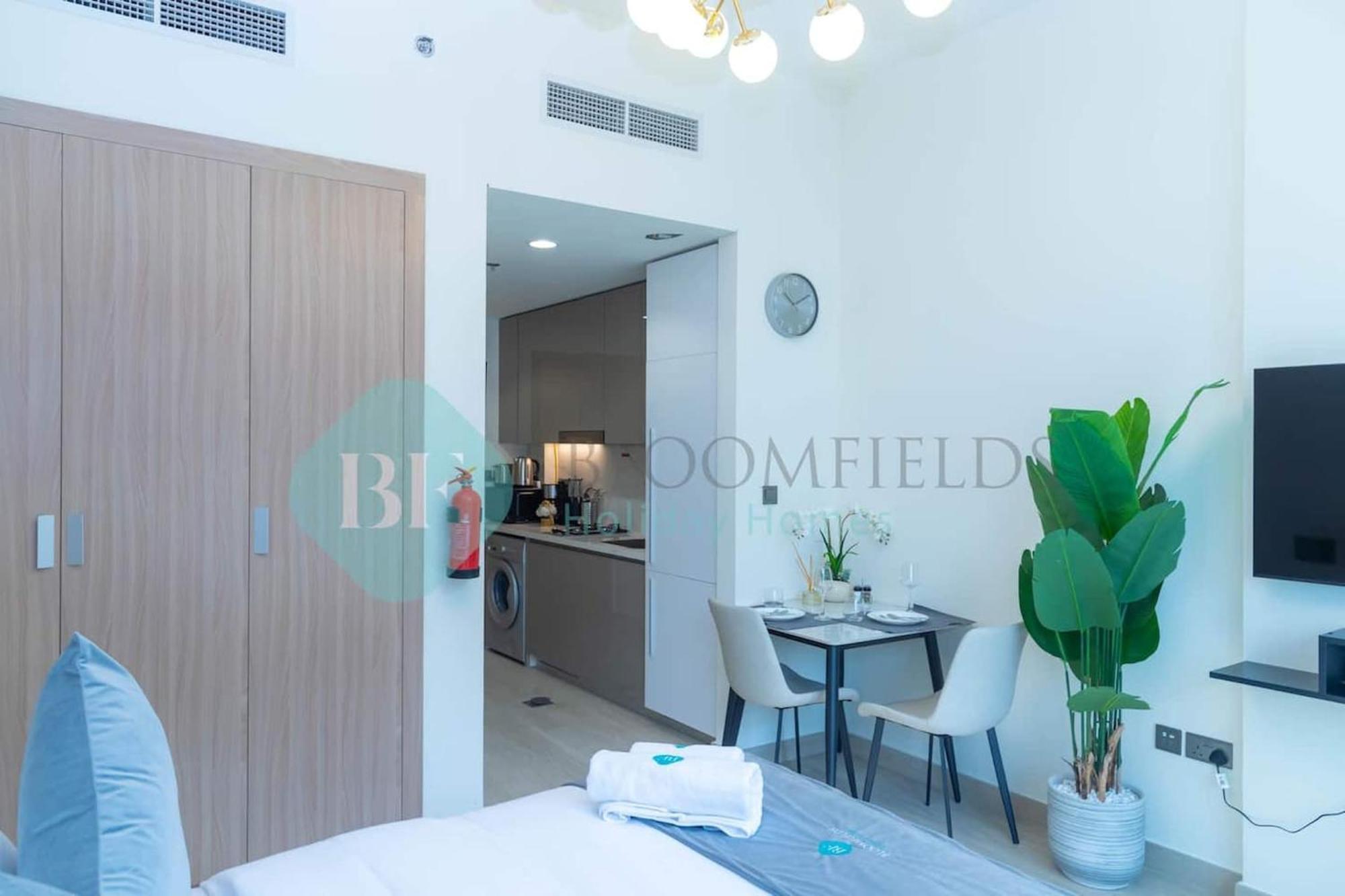 Bloomfields Deluxe Stu Azizi Riviera Meydan Apartment