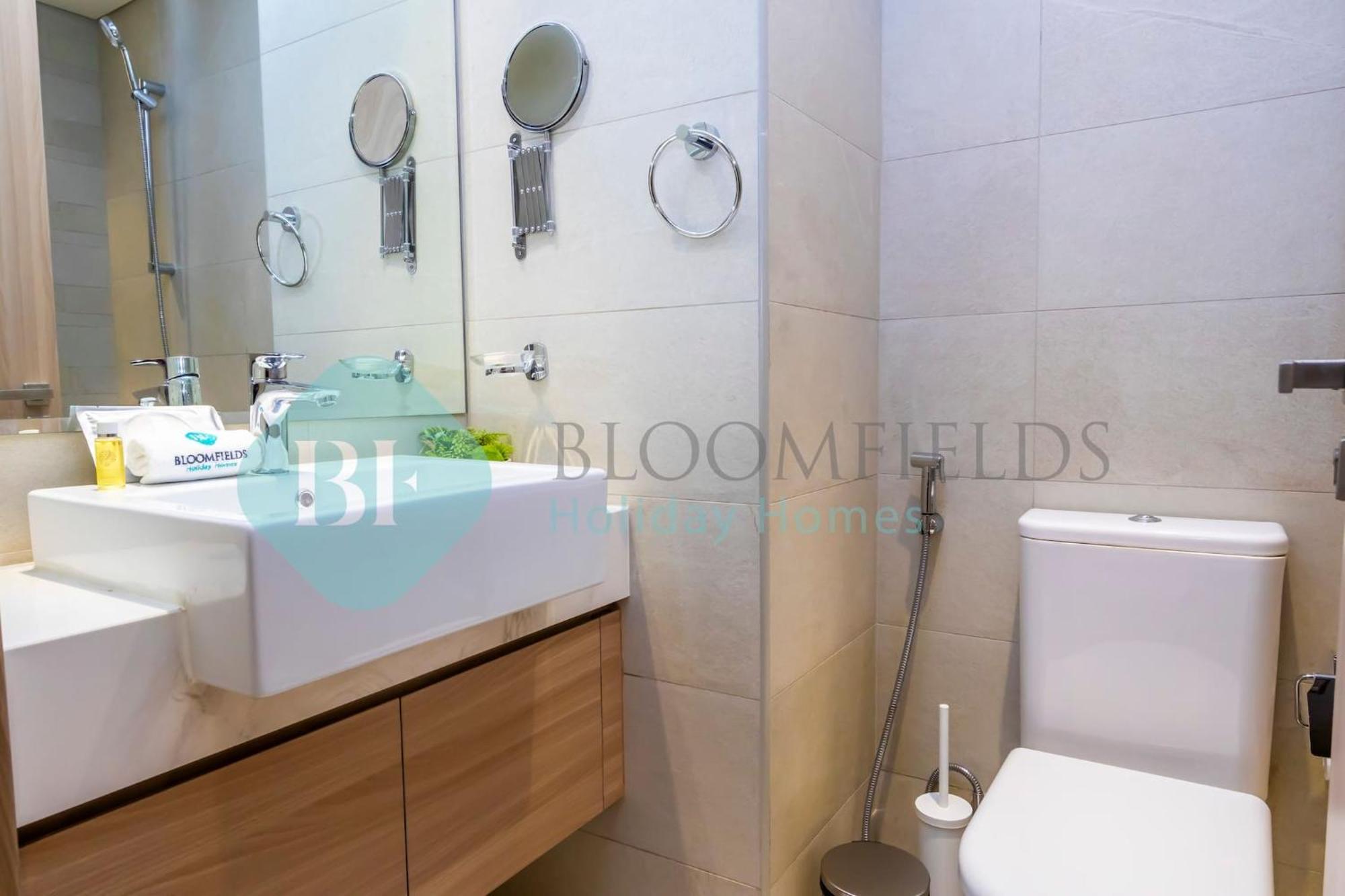 Bloomfields Modern Stu In Azizi Riviera Dubai