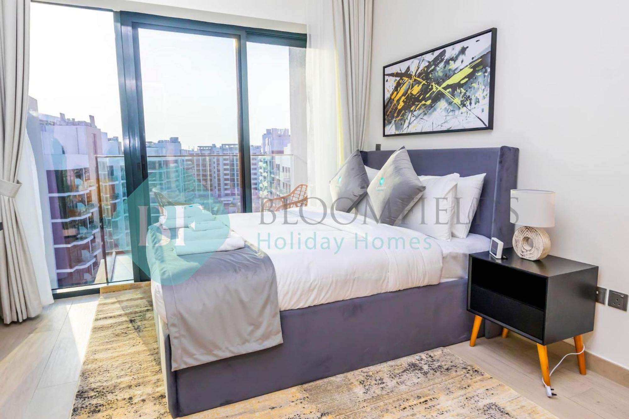 Apartment Bloomfields Modern Stu In Azizi Riviera *