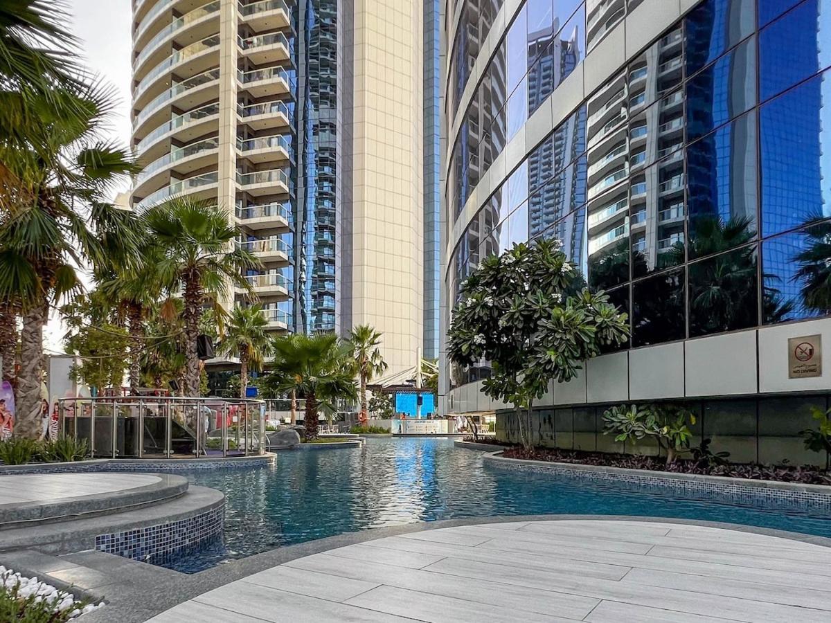 Apartment 1 Bedroom With Burj Khalifa & View From 54th Floor Skyscraper Dubai