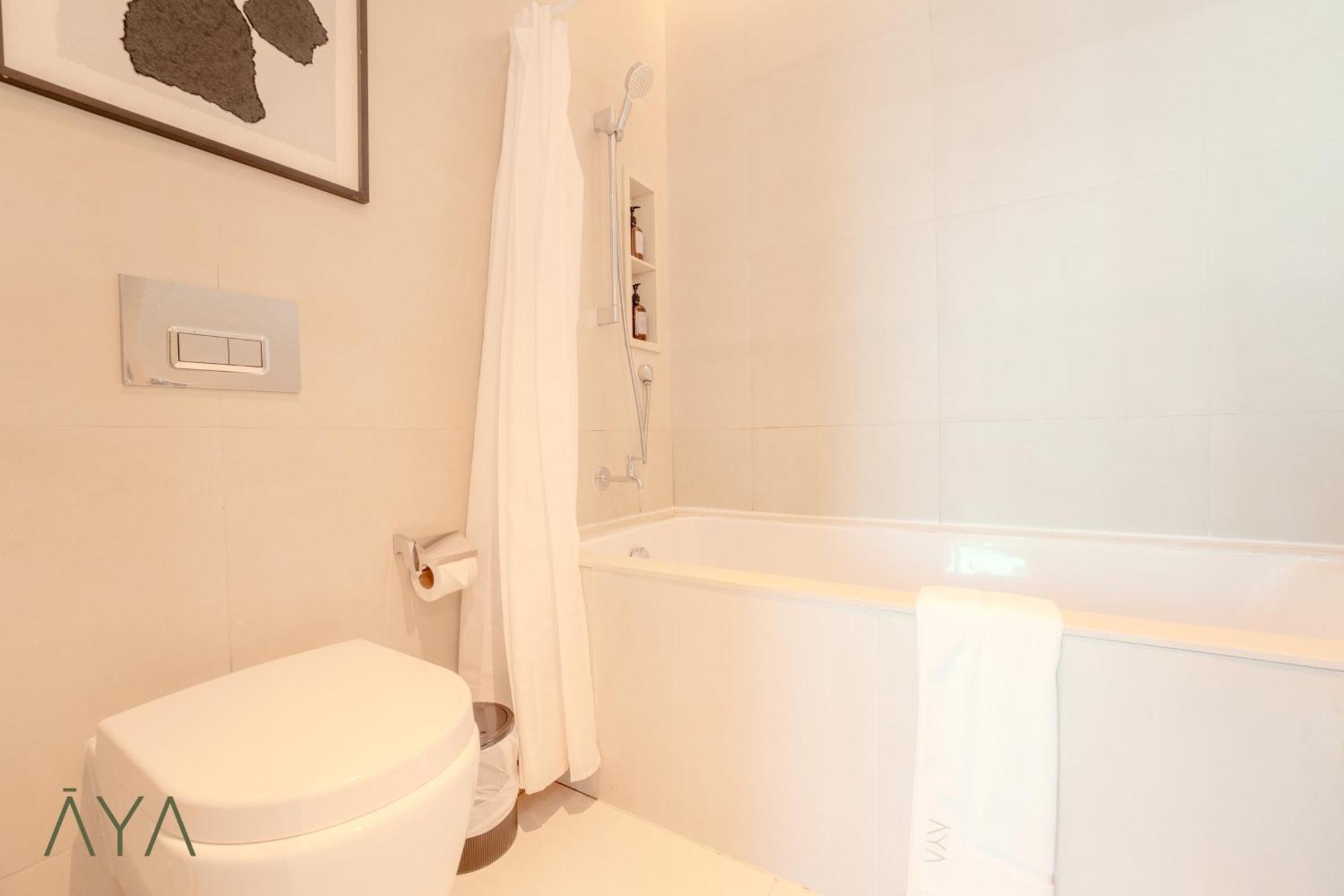 Luxury Beachfront 1br Jumeirah Gate Tower 1 Apartment *