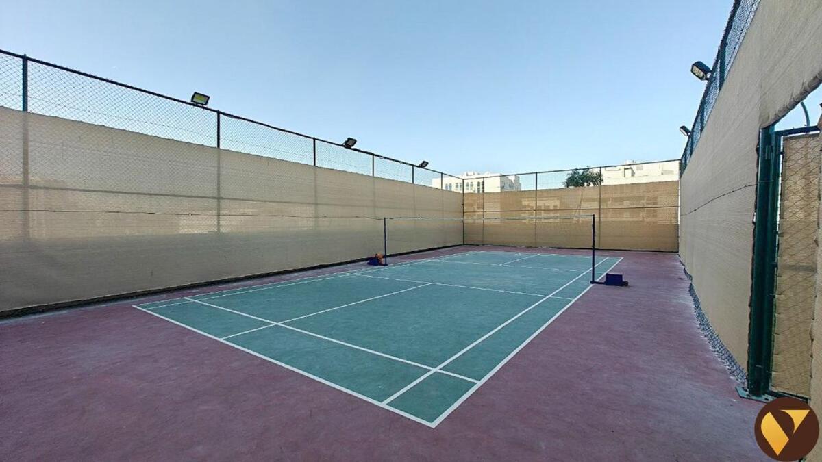 Vogue - Near Miracle Garden And Butterfly Garden Apartment *