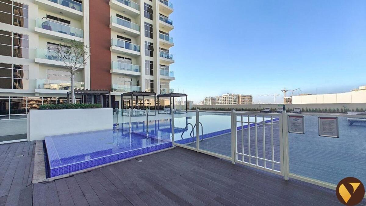 Vogue - Near Miracle Garden And Butterfly Garden Apartment *