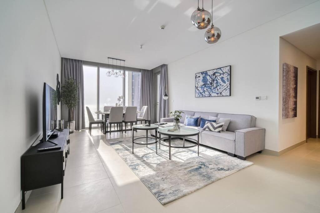 Luxury 2 Bed With Bluewater Views & Infinity Pool Apartment *