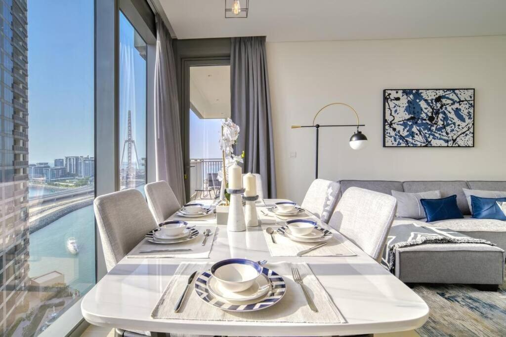 Luxury 2 Bed With Bluewater Views & Infinity Pool