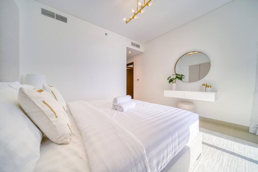 Luxury 2 Bed With Bluewater Views & Infinity Pool * Dubai