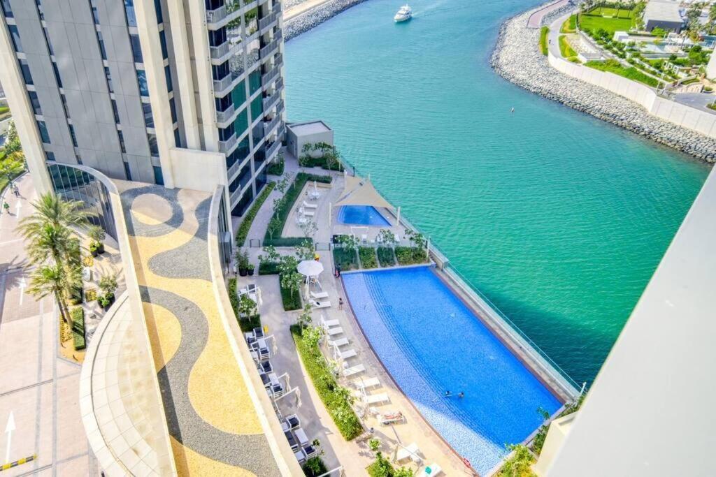 Apartment Luxury 2 Bed With Bluewater Views & Infinity Pool Dubai