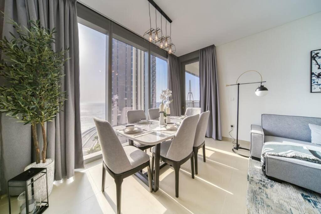 Luxury 2 Bed With Bluewater Views & Infinity Pool Apartment *