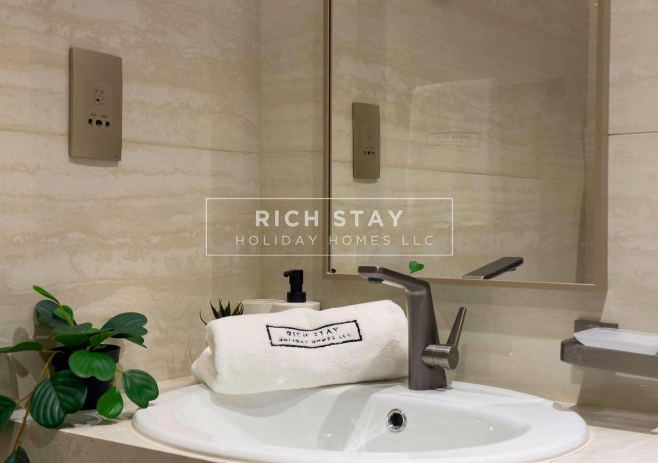 Apartment Sleek 2br In Nobles, Business Bay *