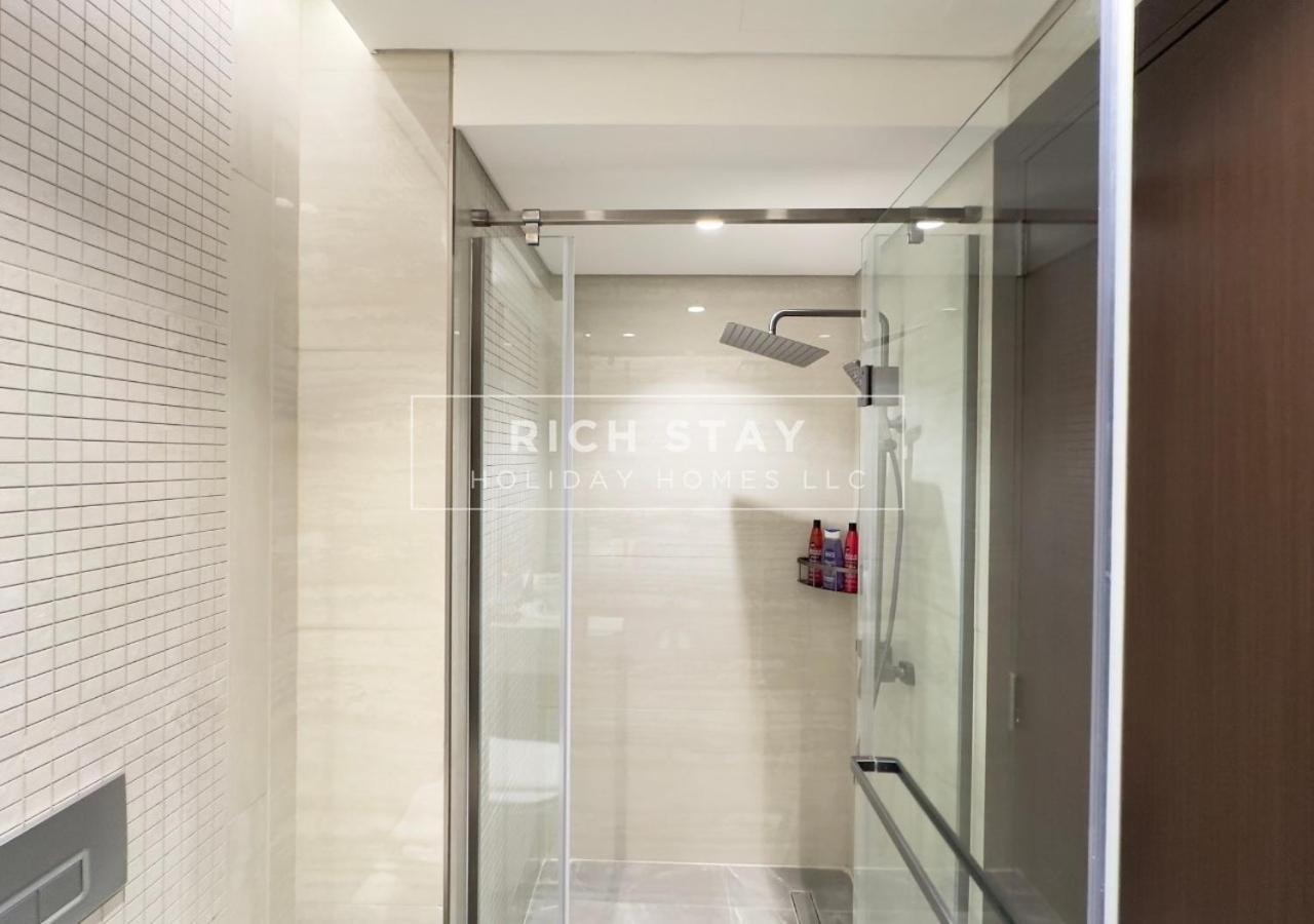Apartment Sleek 2br In Nobles, Business Bay *