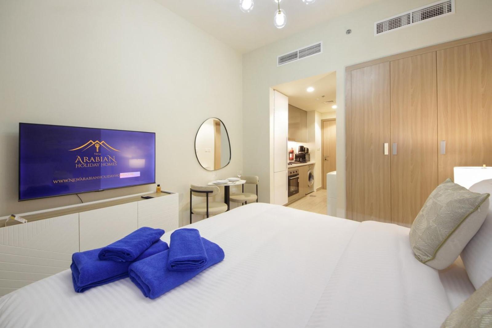 Newarabian Azizi Riviera Apartment *