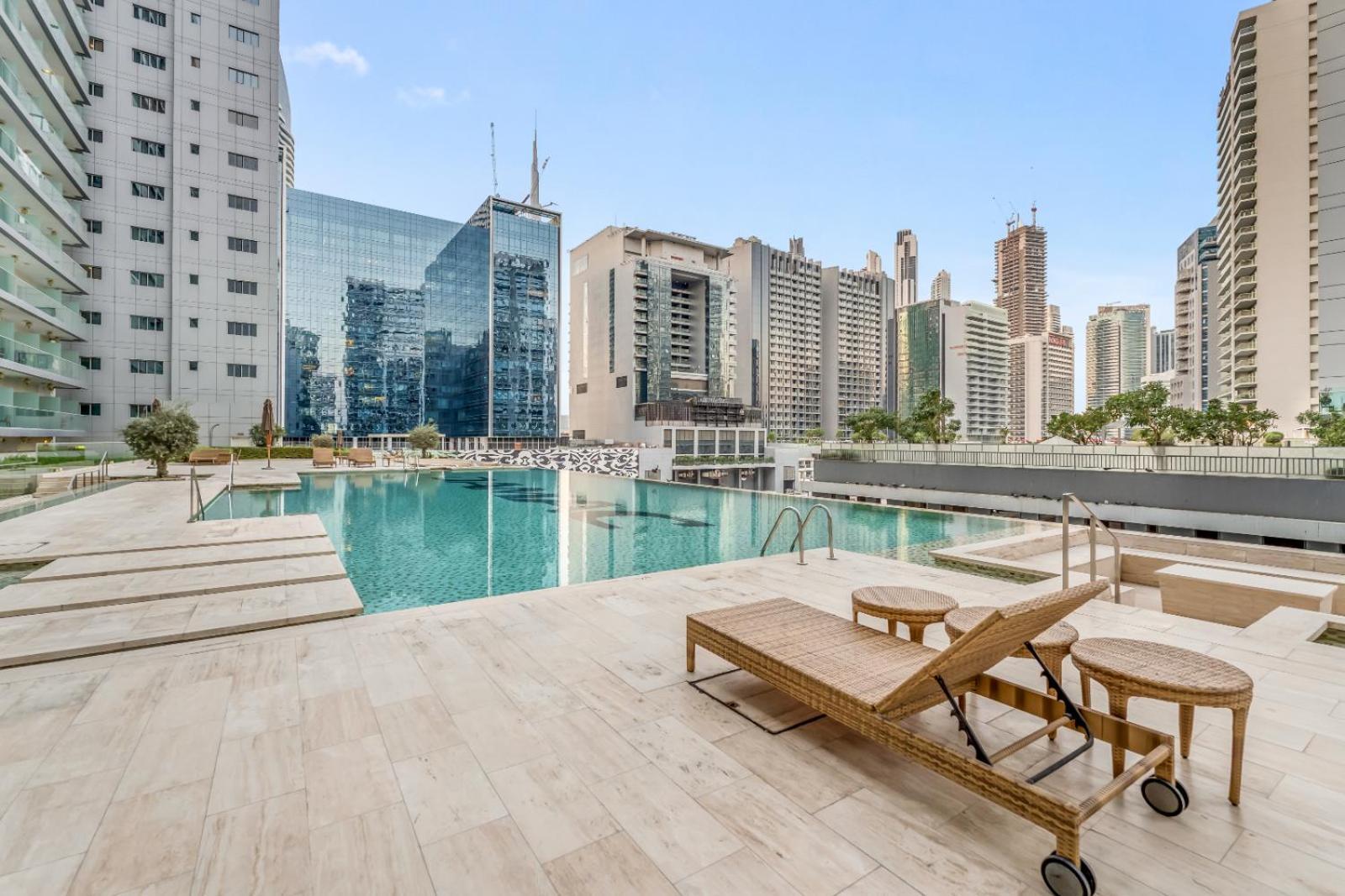 Lux 5 Min Away From Burj Khalifa & Mall Apartment Dubai