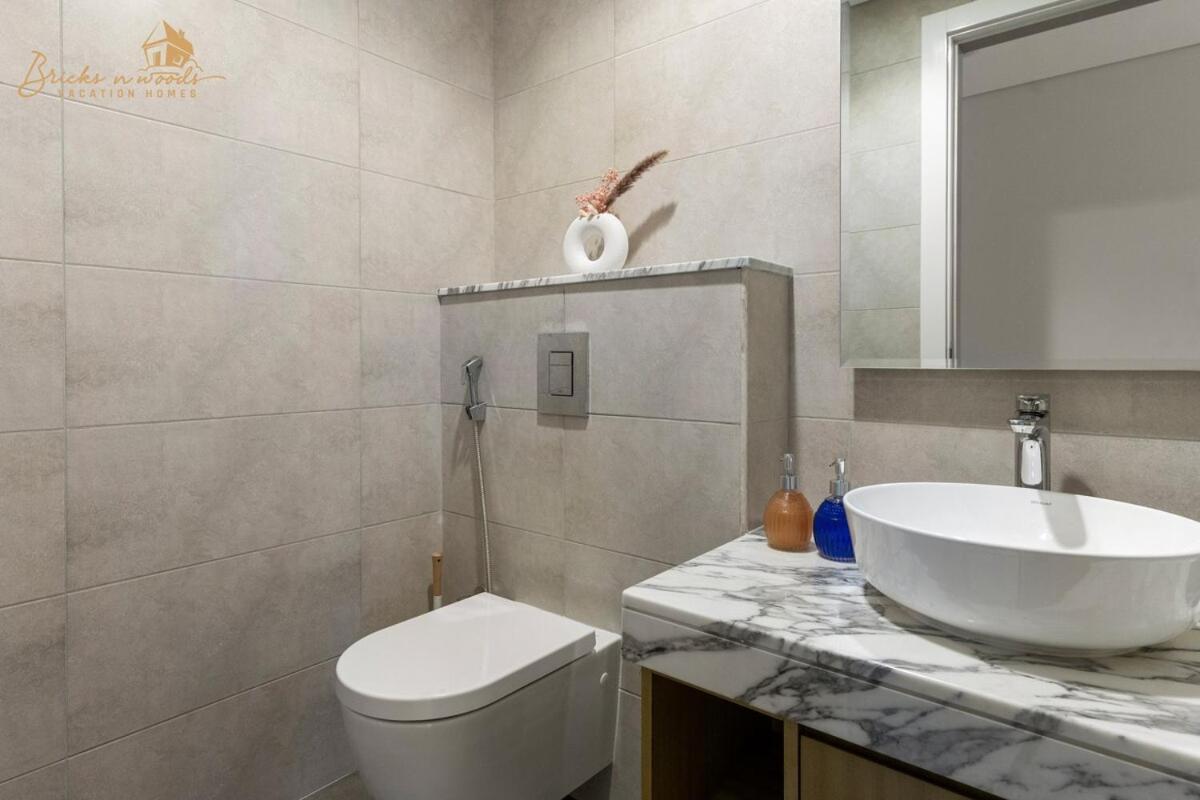 Glorious Sea View 3bhk 6pax Dubai
