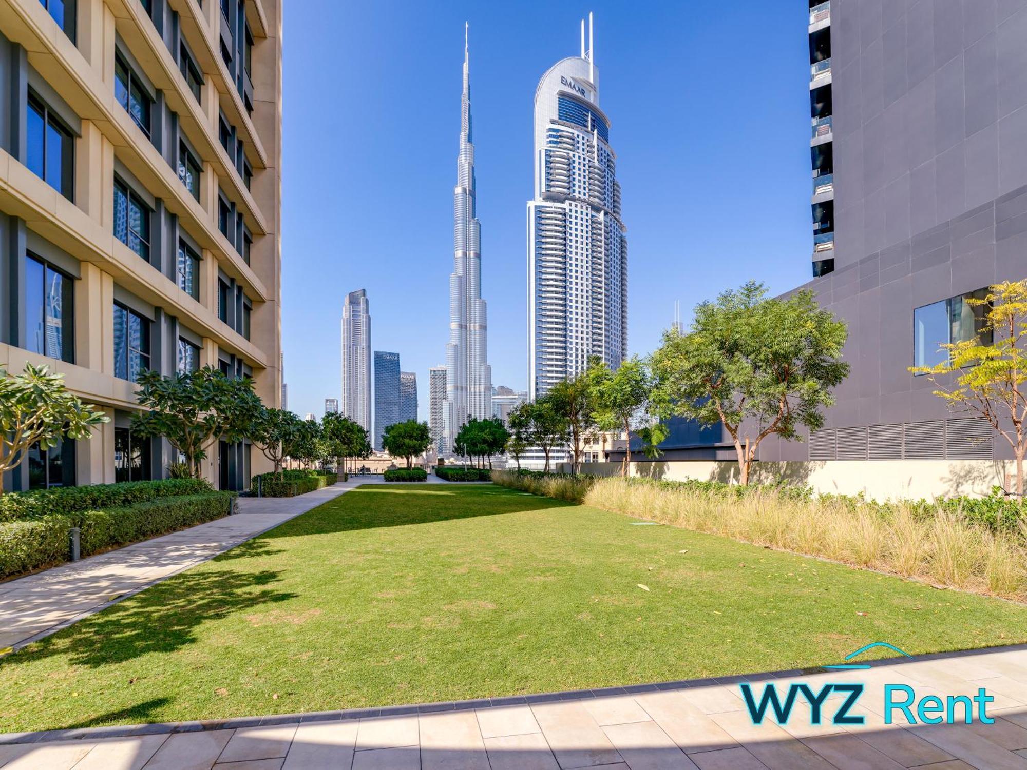 Apartment Sleek 1 Bedroom In Burj Royale With Canal View