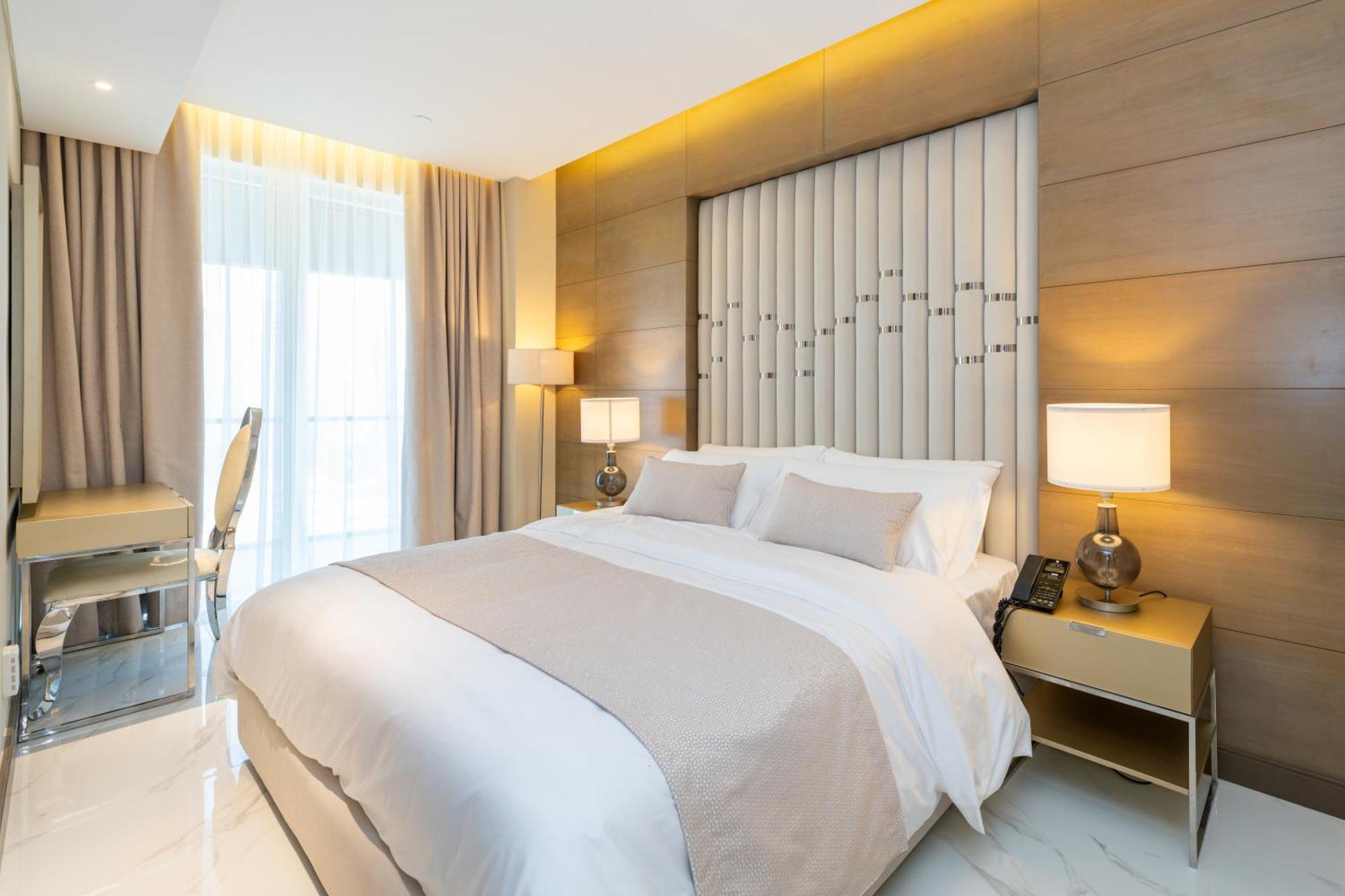 Holistay Luxury Collection Mall 1-br Downtown Apartment *