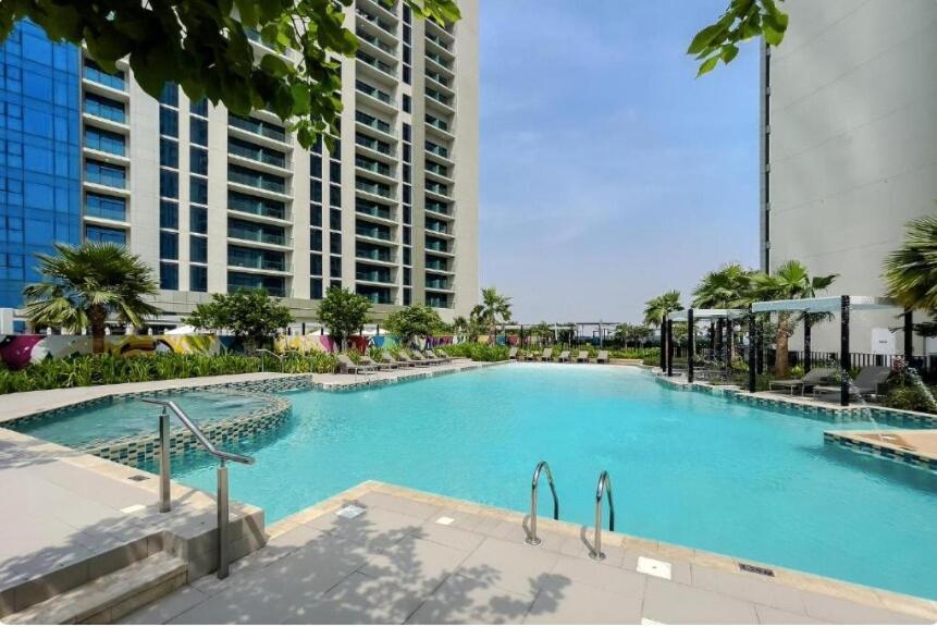 Chic Sea View 2bhk 4pax Apartment Dubai