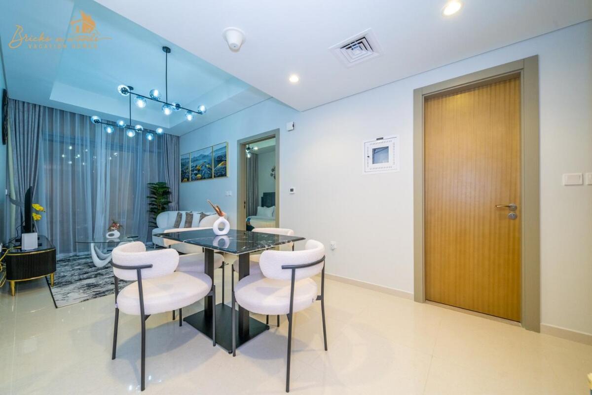 Chic Sea View 2bhk 4pax Apartment