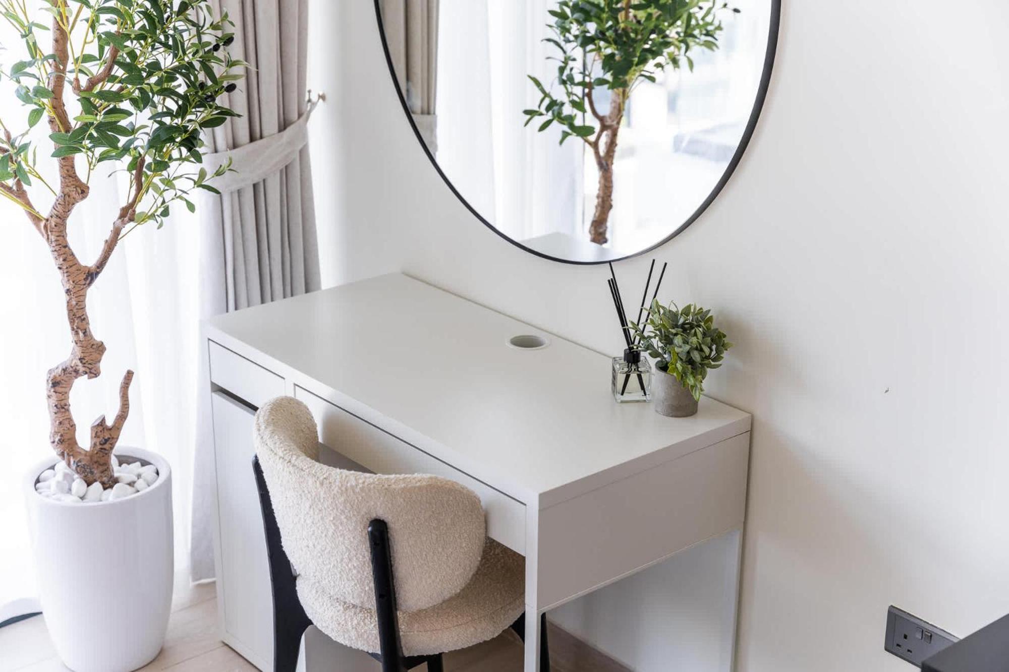 Bright And Elegant 3-bedroom Escape Perfect For Families In Meydan Apartment *