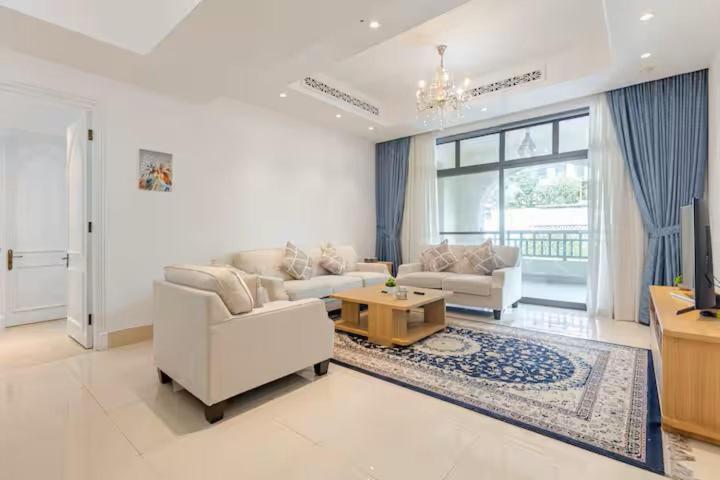 Apartment In Downtown