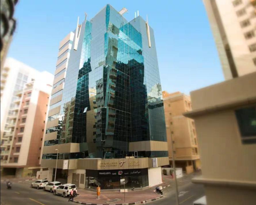 Ideal Partition In Barsha 1 Near Metro Homestay *