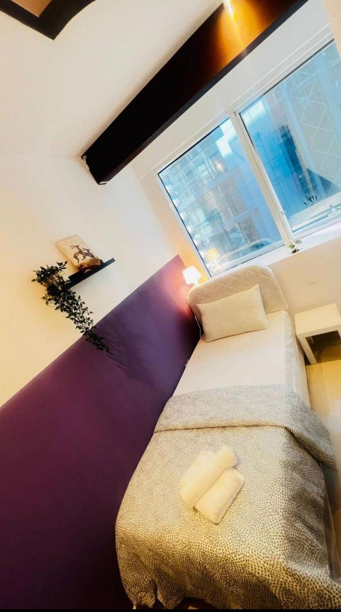 Ideal Partition In Barsha 1 Near Metro