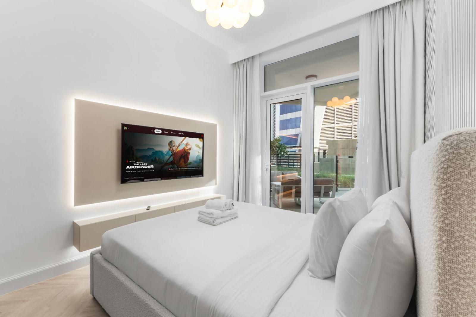 Exclusive 1br Big Layout 5 Mins Form Burj Khalifa * Dubai